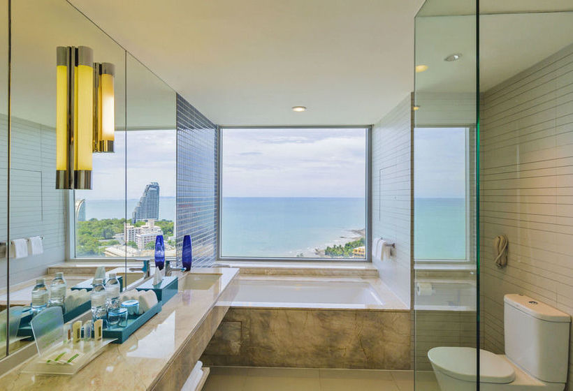 Hotel Holiday Inn Pattaya 18