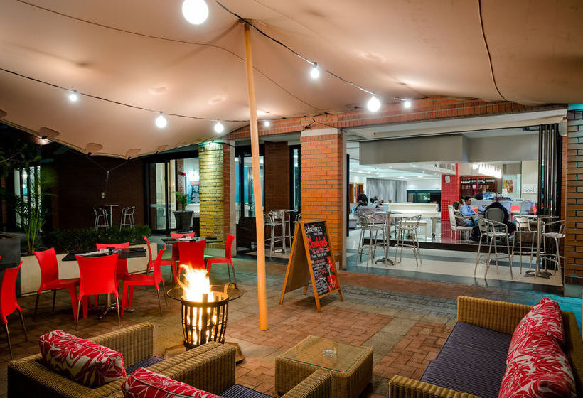 Rockwell All Suites Hotel 15