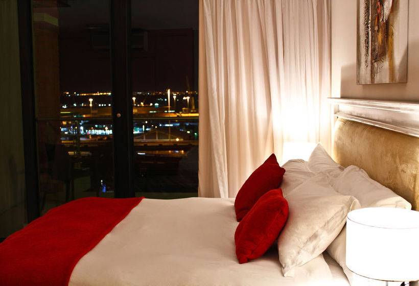 Rockwell All Suites Hotel 7