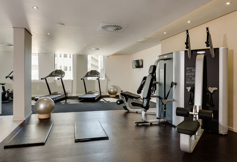 Hotel African Pride 15 on Orange 10