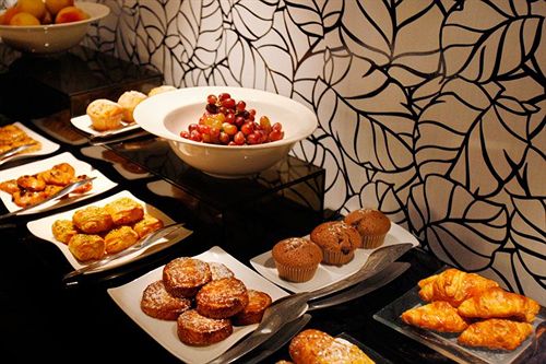 Hotel African Pride 15 on Orange 19