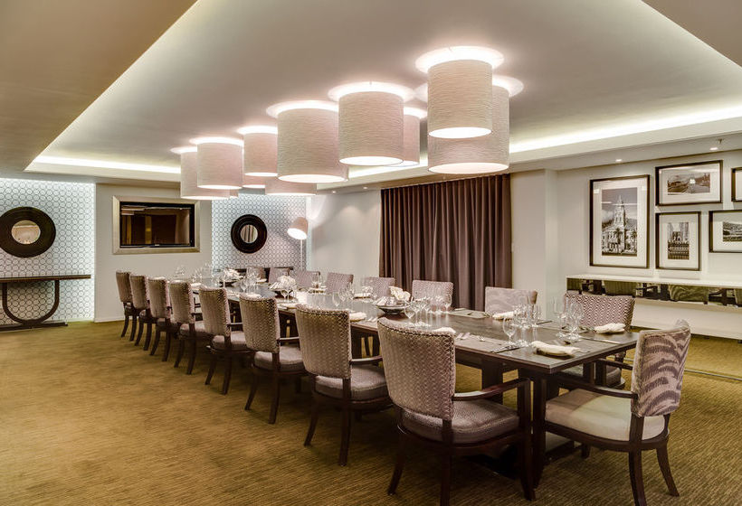 Hotel African Pride 15 on Orange 7