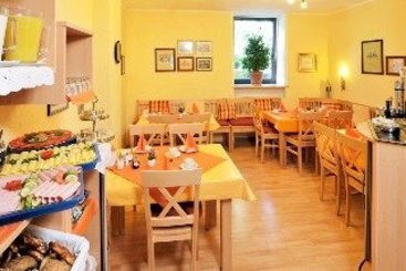 Hotel Pension Margit 5