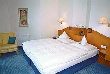 Hotel-Restaurant Haus Leugermann 17