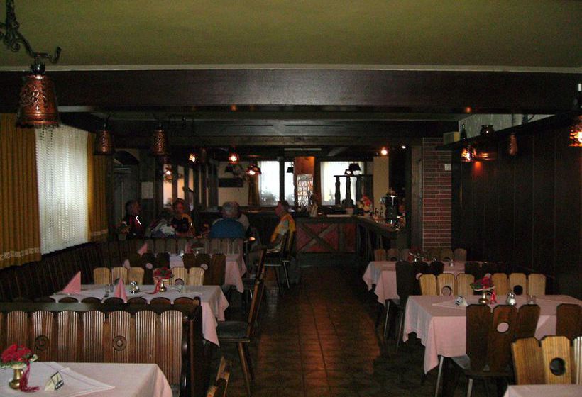 Gasthof Hotel Zum Ross 10