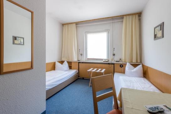 Hotel Heidenschanze 13