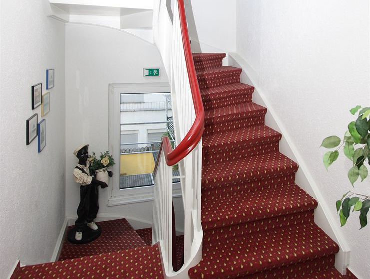 Hotel Haus Hindenburg 9