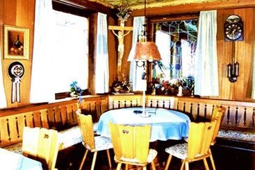 Alpenlandhotel Hirsch 9