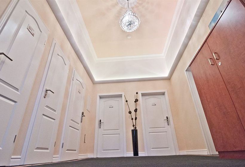 Hotel West An Der Bockenheimer Warte 7