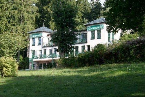 Hotel-Appartementanlage Tannenpark 12