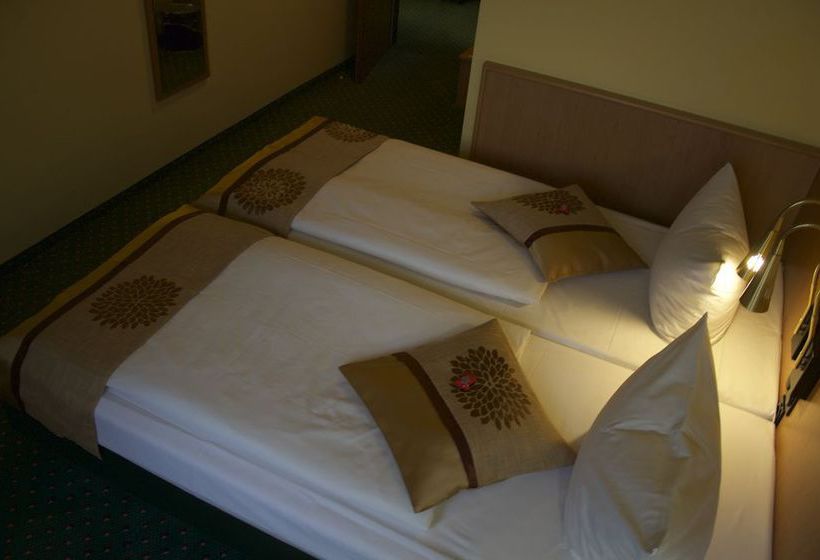 Hotel Acron Wittenberg 16