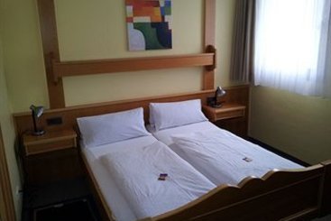 Hotel Kastanienhof 8