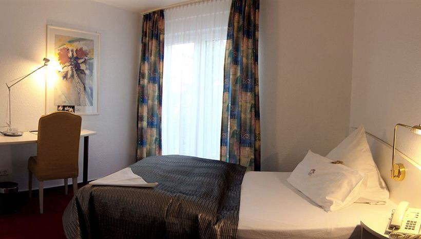 Hotel An Der Wasserburg 16