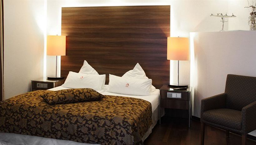 Hotel An Der Wasserburg 7