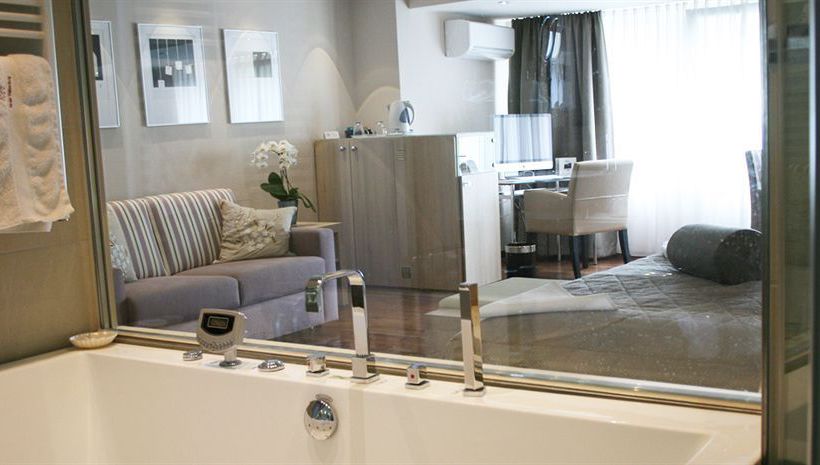 Hotel An Der Wasserburg 8