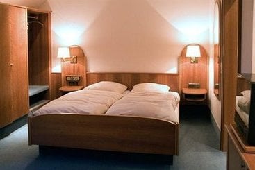 Hotel - Restaurant Jöckel 12