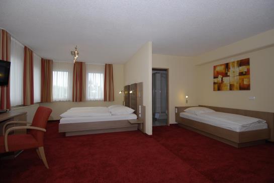 Hotel Garni Zur Schmiede 2