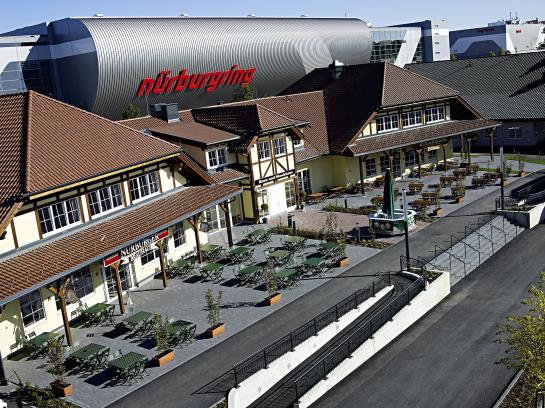 Lindner Hotel Eifeldorf Grüne Hölle Nürburgring 1