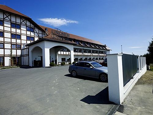 Lindner Hotel Eifeldorf Grüne Hölle Nürburgring 14