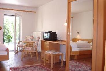 Hotel Garni Eden 4