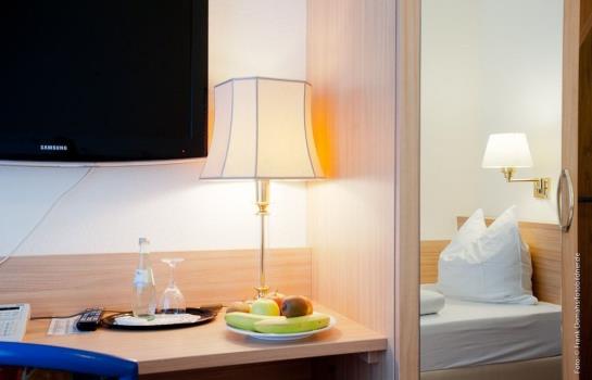 Hotel Bellevue Dusseldorf 8