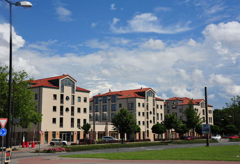 Hôtel Raj Mahal Medical Spa & Semi 6