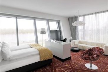 Hotel Kameha Grand Bonn 13