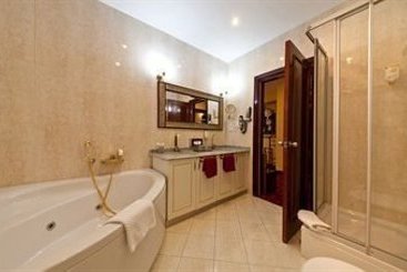 Unique Hotel Dortmund 18