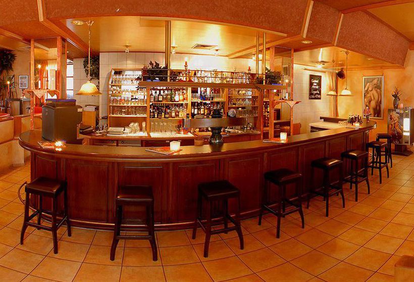 Drexel's Parkhotel 9