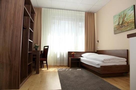 Hotel Am Charlottenplatz 2