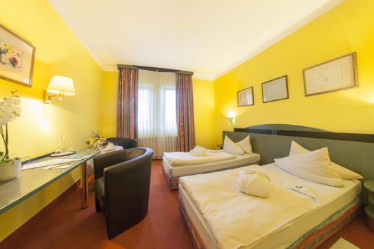 Royal Hotel Pforzheim 1