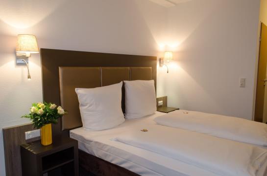 City Hotel Wiesbaden 10