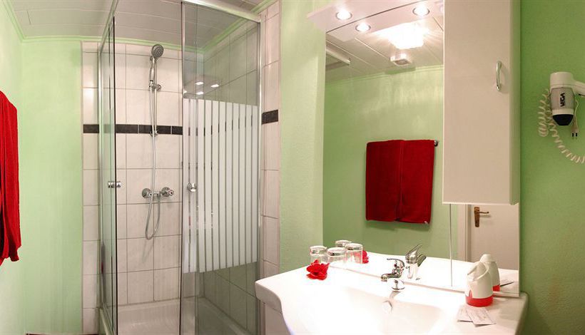 Hotel Am Steinbachtal 3