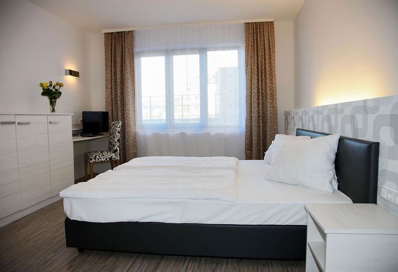 Fair Hotel Moenchengladbach City 3