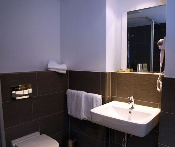 Fair Hotel Moenchengladbach City 4