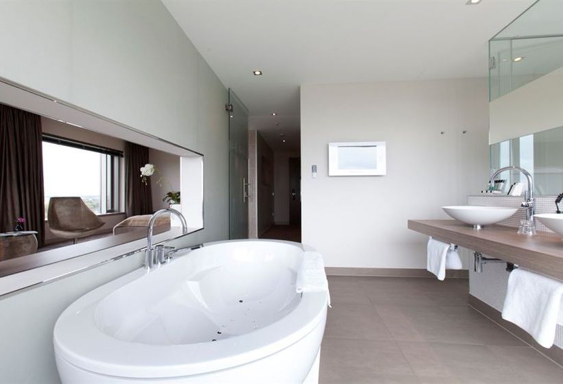 Van Der Valk Airporthotel Dusseldorf 16