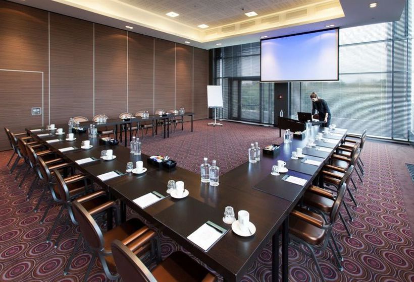 Van Der Valk Airporthotel Dusseldorf 3