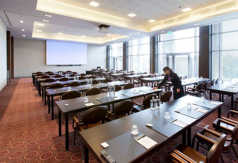 Van Der Valk Airporthotel Dusseldorf 4