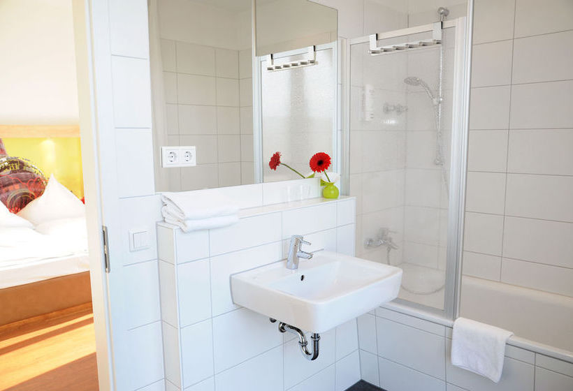 H+ Hotel HVD 4Youth Berlin Mauerpark 2