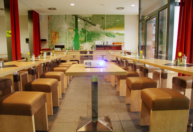 H+ Hotel HVD 4Youth Berlin Mauerpark 20