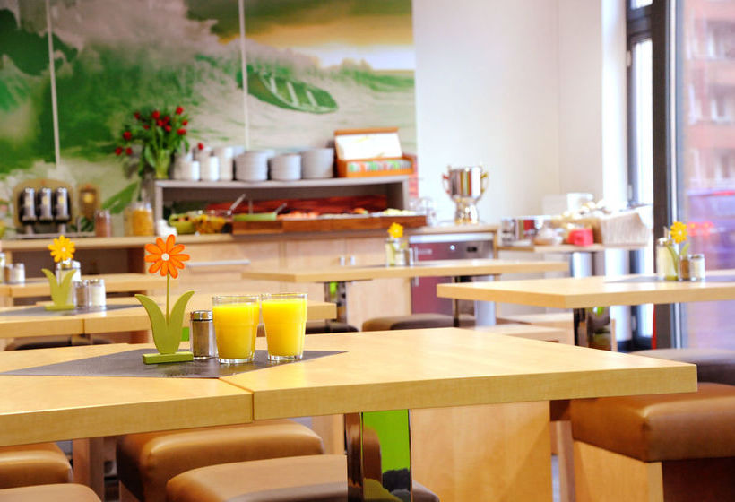 H+ Hotel HVD 4Youth Berlin Mauerpark 3