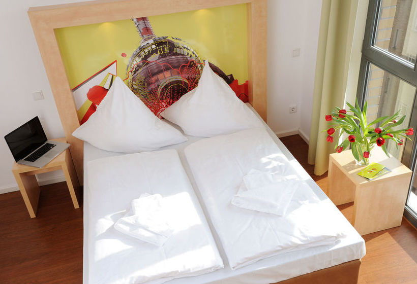 H+ Hotel HVD 4Youth Berlin Mauerpark 6