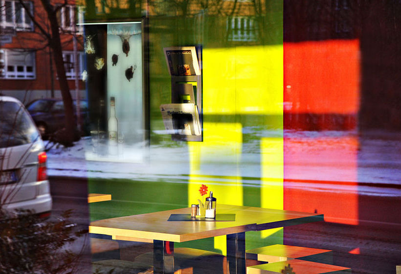 H+ Hotel HVD 4Youth Berlin Mauerpark 9