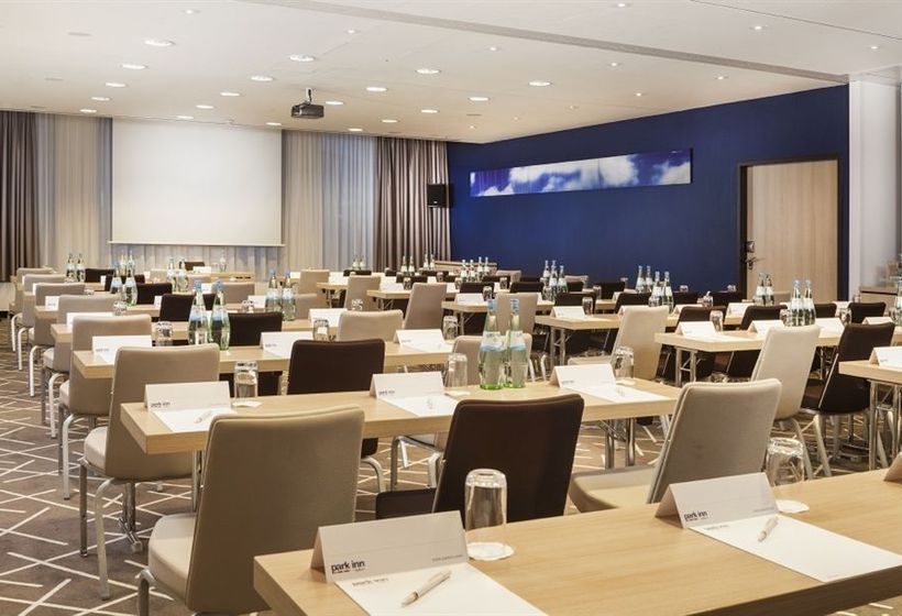 Hotel Park Inn Stuttgart 8