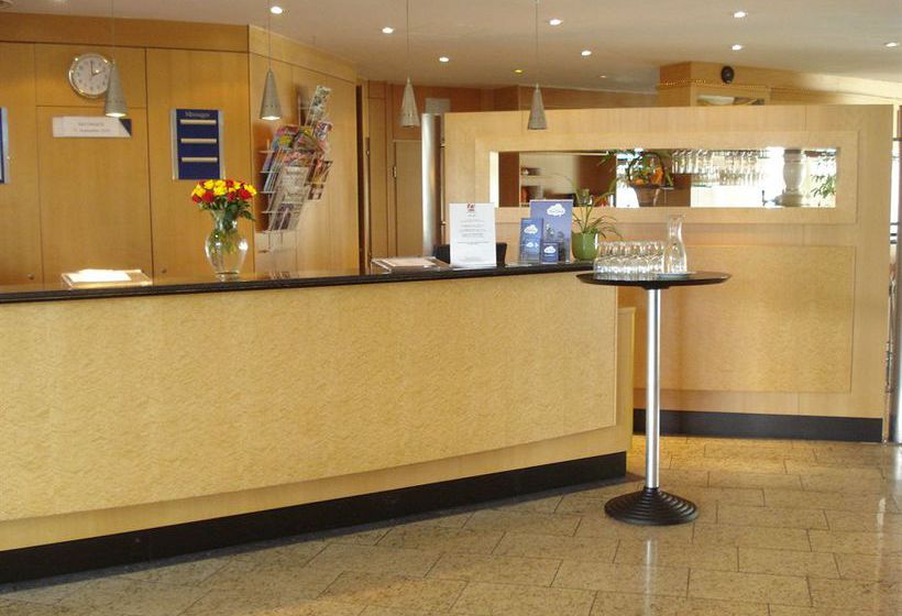 Hotel Ramada by Wyndham Hannover 3