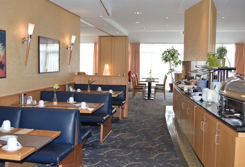 Hotel Ramada by Wyndham Hannover 4