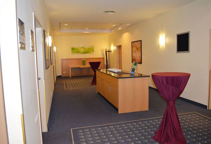 Hotel Ramada by Wyndham Hannover 8