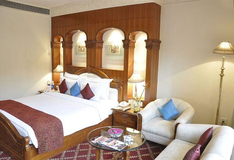 Hotel Babylon International 13