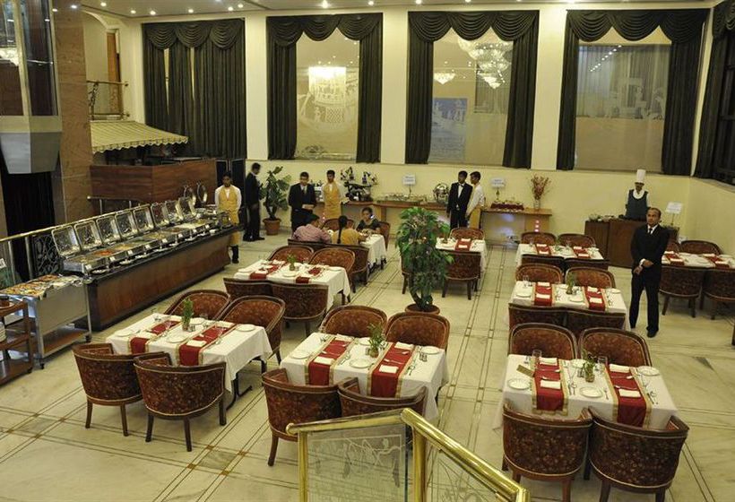 Hotel Babylon International 6