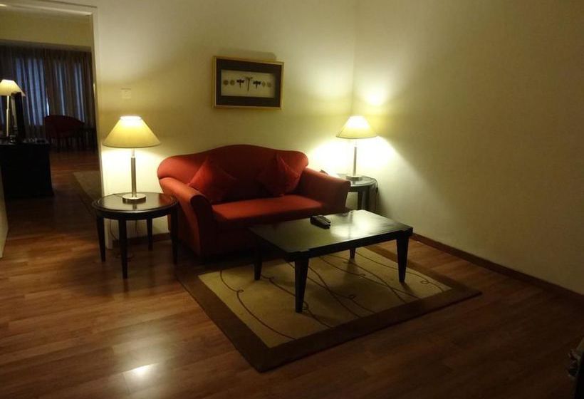 Hotel Minerva Grand 6